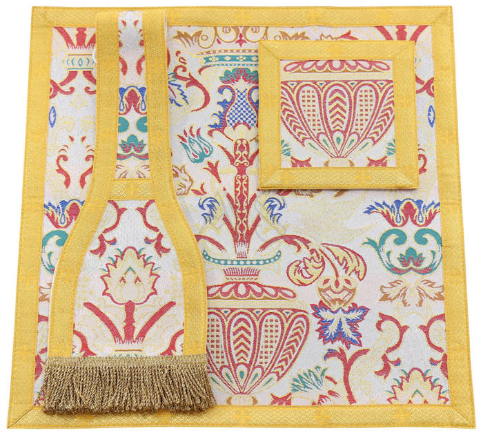 Burse, maniple, chalice veil „Coronation tapestry” VMB115