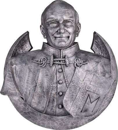Medalion Ojca Św. Jana Pawła II (płaskorzeźba) - Figura (70x80 cm)