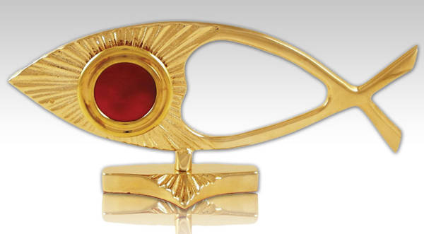 Relikwiarz w formie poziomej rybki,złocony na jedną relikwię o wysokości 9,5 cm