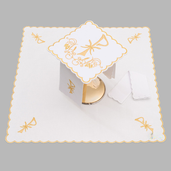 Bielizna kielichowa ołtarzowa bogato haftowana