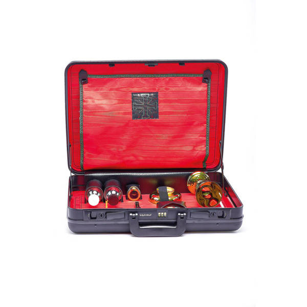 Walizka z wyposażeniem liturgicznym, aluminiowy stelaż, miejsce na szaty