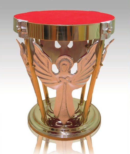 Tron do monstrancji z motywem aniołów o wysokości 30 cm