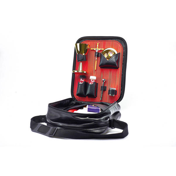 Walizka z wyposażeniem liturgicznym do celebracji Mszy Świętej, na ramię