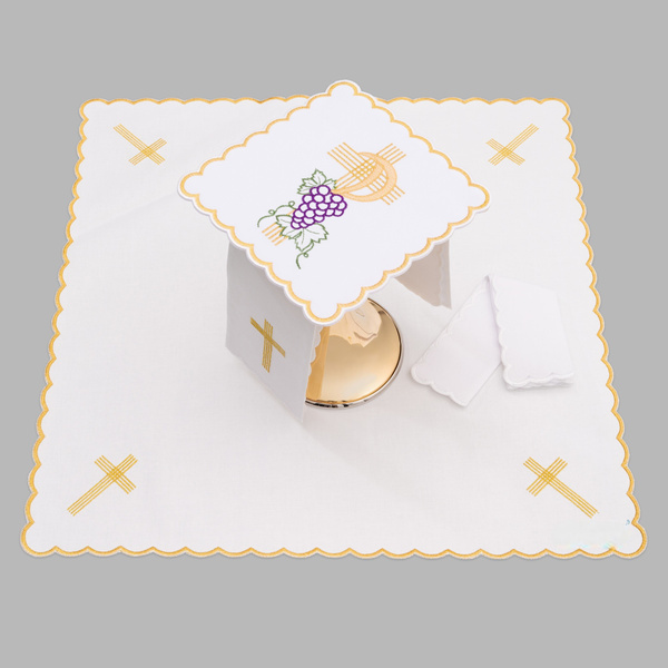 Bielizna kielichowa ołtarzowa bogato haftowana