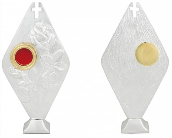 Relikwiarz mosiężny dedykowany Św. Ricie o wysokości 23,5 cm