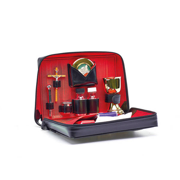 Walizka skórzana z wyposażeniem liturgicznym