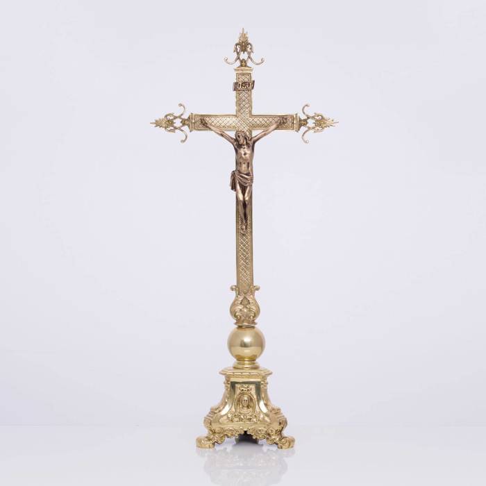 Krzyż ołtarzowy mosiężny wys. 68cm